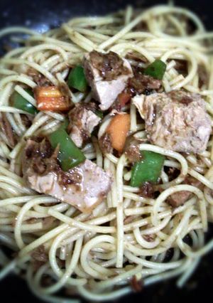 A picture of Bagoong Pasta (Shrimp Paste Sauce).