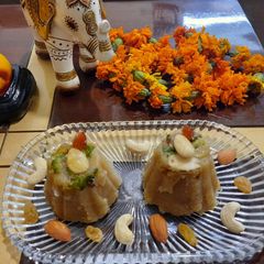 A picture of Sooji Halwa.