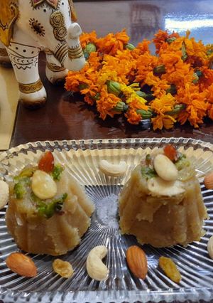 A picture of Sooji Halwa.