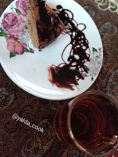 عکسی از دستور کیک شکلاتی در کنار چای☕