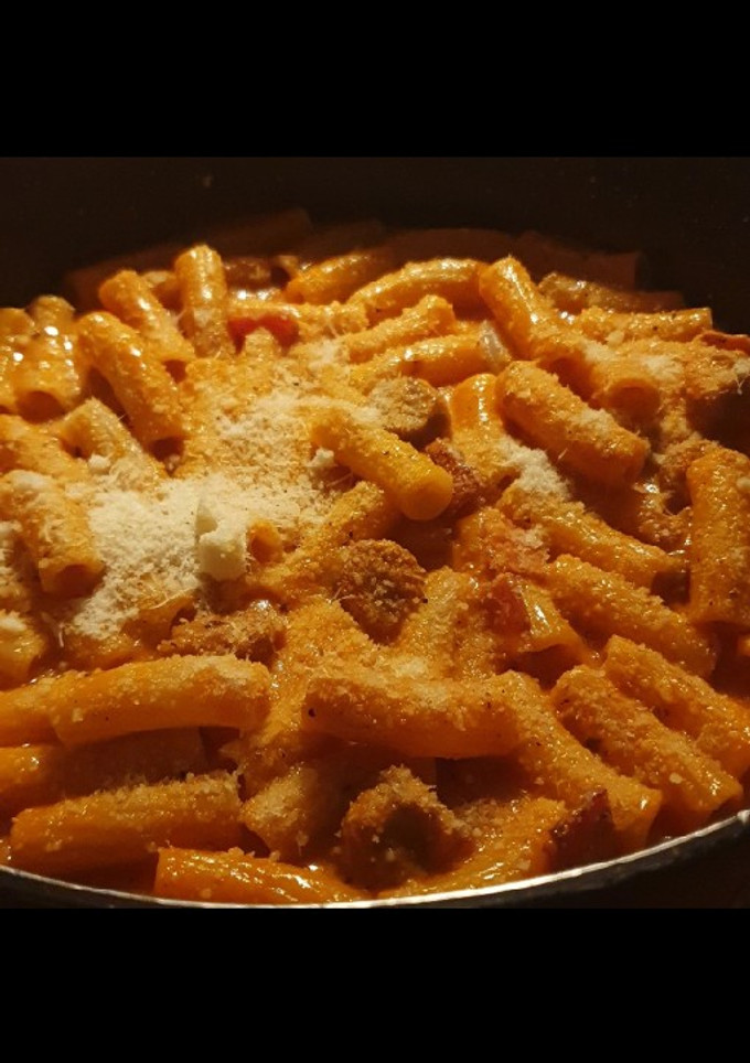 Una foto de 🍝Pasta alla zozzona🍝
