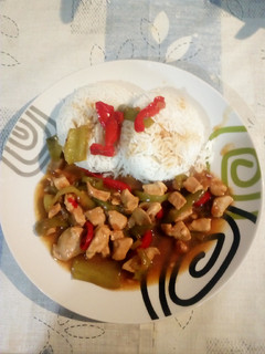 Una foto de Pollo con salsa Teriyaki