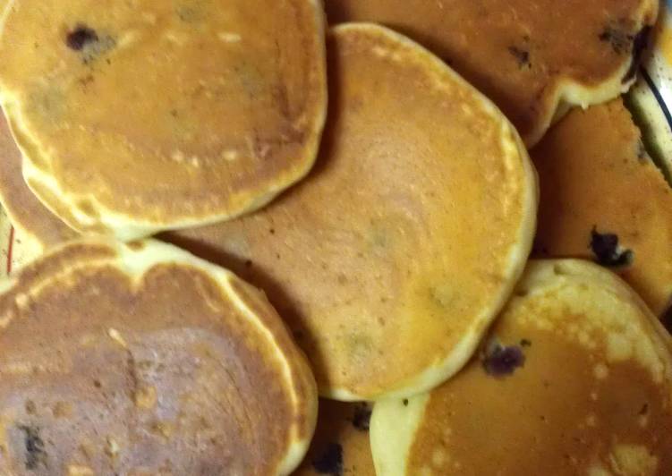 Steps to Prepare Homemade Fluffy Pancakes