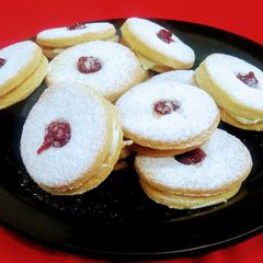 A picture of Jim Jam Biscuits.
