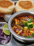 Moth beans misal pav