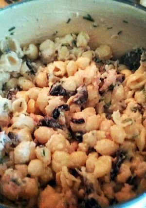 A picture of Tinklee's Shrimp Pasta Salad.