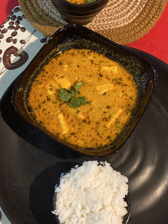 आलू पनीर की सात्विक सब्ज़ी (Aloo paneer ki satvik sabzi recipe in hindi) रेसिपी मुख्य फोटो
