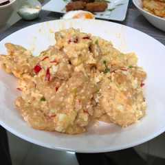 รูปของ Ayam dada Fillet Saus Telur Asin