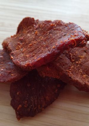 Una foto de Jerky de puerco 🐷(Pork Jerky)