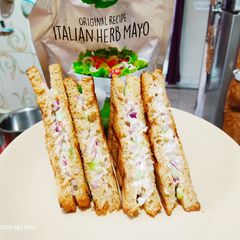 A picture of Grill Pan Sandwich.