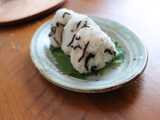 sesame onigiri
