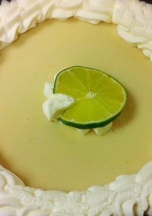 Una foto de Pastel de lima o key lime pie
