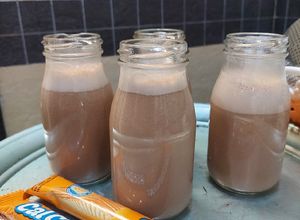 Hình của món Sữa hạt điều "socola" thơm ngon bằng máy làm sữa hạt.