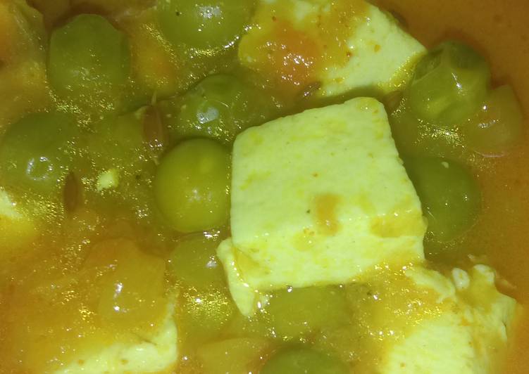 Step-by-Step Guide to Prepare Super Quick Homemade Matar paneer