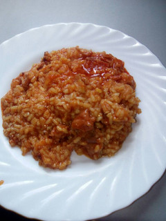 Una foto de Arroz con pinchos bacón y cúrcuma