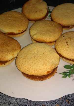 Una foto de Alfajores con maicena