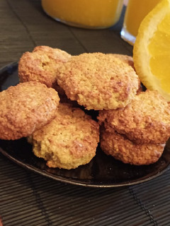 Una foto de Galletas de avena y naranja