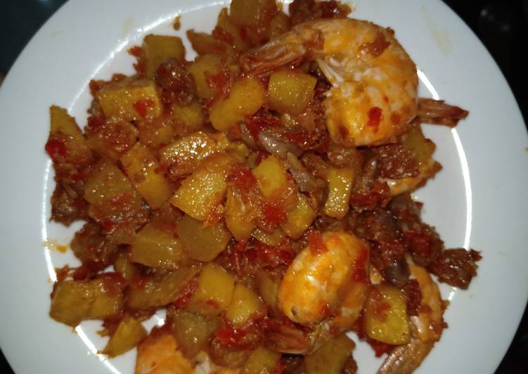Resep BALADO kentang, ampela dan udang, Lezat Sekali