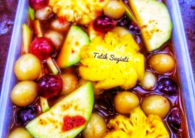 Langkah Mudah untuk Memasak Asinan Buah, Lezat Sekali