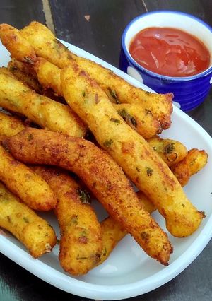 रवा-आलू फिंगर्स(Rava Aloo Fingers recipe in hindi) रेसिपी मुख्य फोटो