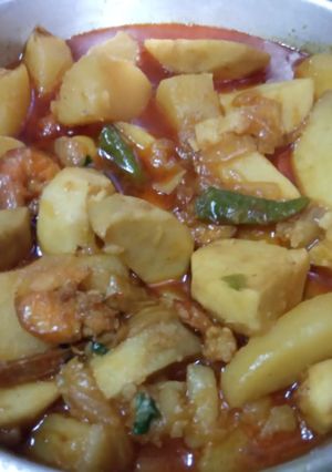 A picture of Prawn  colocasia curry.