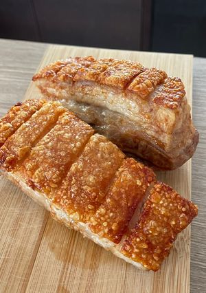 รูปของ หมูกรอบ