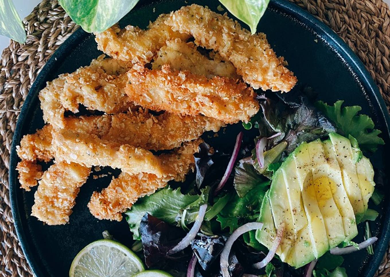 Tiras de pollo rebozadas en avena