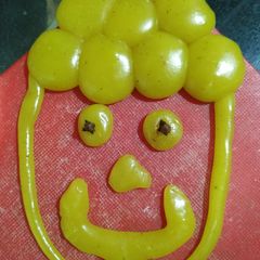 A picture of Jaggery Sonth Balls.