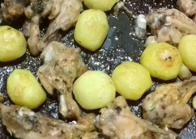 Carne de frango e batatinha assada - Tudogosreceitas