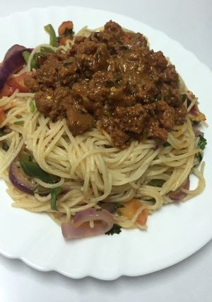 A picture of Spaghetti and Mincemeat.