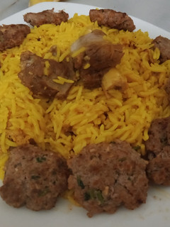 صورة لوصفة ارز بسمتي باللحم وكفتة اللحم مقلية