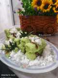 Putu Bambu Daun Pisang
