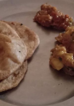 अजवाइन पूरी (Ajwain puri recipe in Hindi) रेसिपी मुख्य फोटो