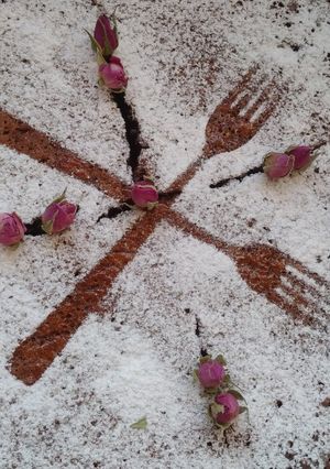 عکسی از دستور کیک انرژی زای پودر گلسرخ و دارچین