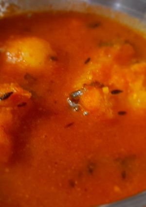 दम  आलू (dum aloo recipe in Hindi) रेसिपी मुख्य फोटो