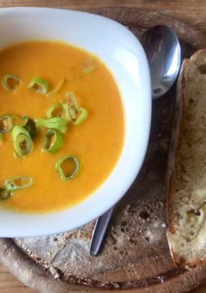 Möhren-Suppe mit Mango Rezepthauptbild
