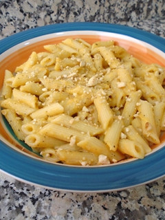 Una foto de Macarrones con salsa de calabaza