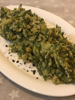Una foto de Revuelto de “all tendre, calçots i espàrrec de marge”