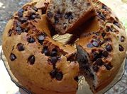 Una foto de budín con chips de chocolate