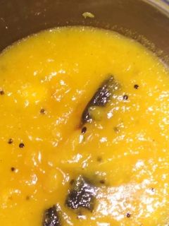 আনারসের টক ঝাল মিস্টি (anaraser tok jhal mishti recipe in Bengali) রেসিপির প্রধান ছবি
