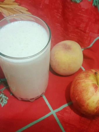 Simple Way Make Recipe Refreshing Apple &amp; Peach Smoothie😀 that is Really Delicious, Appealing}