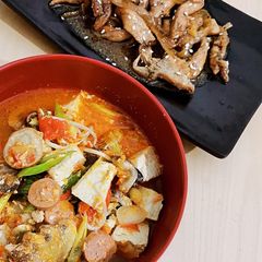 A picture of Sundubu Jjigae (Sup Tahu Pedas Ala Drakor).