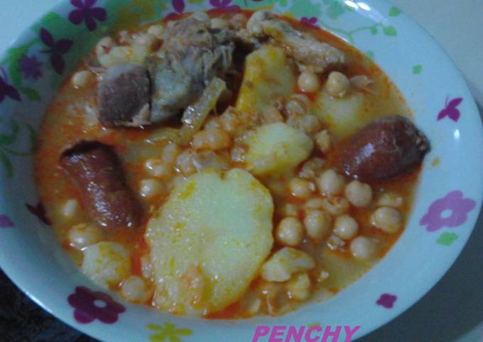 Garbanzos Con Mangote De Cerdo Y Chorizos Asturianos Receta De Penchi ...