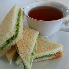 A picture of Coconut Coriander Chutney Sandwich.