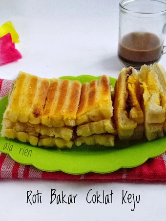Cara Mudah Menyiapkan Resep Roti Bakar Bandung Coklat Keju yang Uenak Anti Ribet, Bisa Manjain Lidah