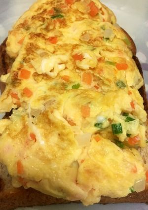 รูปของ Omelette Toast