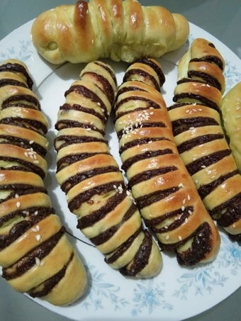 Langkah Mudah untuk Membuat Resep Roti Coklat Sejuta Nama yang Uenak Anti Ribet, Mantap