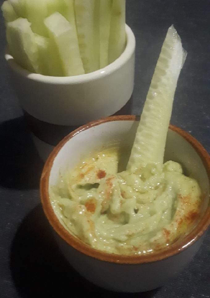 Una foto de Hummus de aguacate 🥑