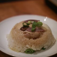 Glutinous Rice with Chicken (Lo Mai Gai) A picture of Glutinous Rice with Chicken (Lo Mai Gai).