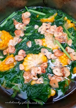 Foto resep Bening Bayam, Jagung, Bawang Putih